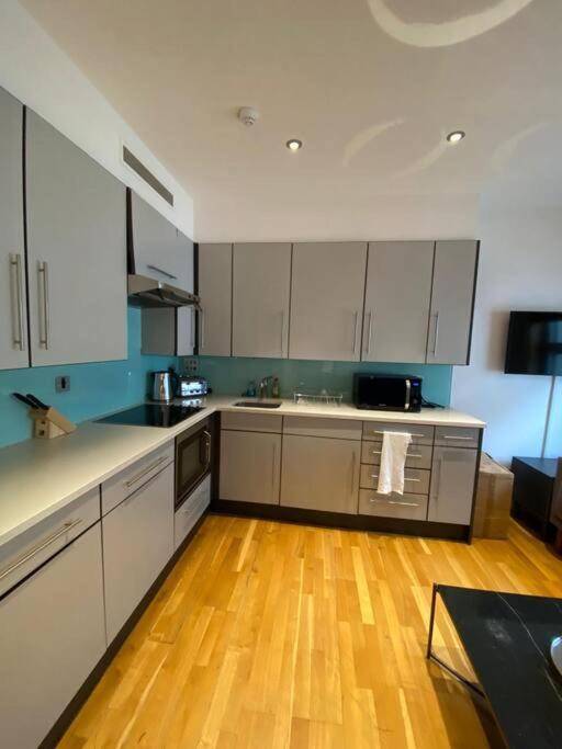 דירות לונדון Grand Living Near Piccadilly Cov11 מראה חיצוני תמונה